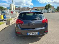 Usata Kia Ceed 136 CV (100 kW) 2012 Grigio Utilitaria