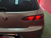 Usata Alfa Romeo 159 Distinctive 170 CV (125 kW) 2009 Argento Station wagon