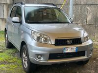 Usata Daihatsu Terios 105 CV (77 kW) 2010 Argento SUV