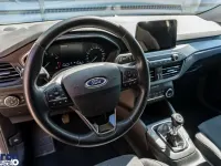 Usata Ford Focus Active 125 CV (91 kW) 2022 Grigio magnetic Berlina