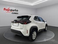 Usata Toyota Yaris Cross Active 116 CV (85 kW) 2024 Super white SUV