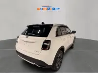 Nuova Fiat 600 La Prima 110 CV (80 kW) 2026 Bianco SUV