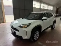 Usata Toyota Yaris Cross 92 CV (67 kW) 2022 Bianco SUV