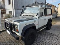 Usata Land Rover Defender 122 CV (89 kW) 2000 Bianco Station wagon