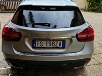 Usata Mercedes GLA200 136 CV (100 kW) 2018 Grigio SUV