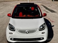 Usata Smart ForFour 90 CV (66 kW) 2016 Bianco Utilitaria