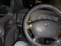 Usata Opel Vectra 101 CV (74 kW) 1998 Blu Station wagon