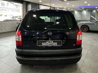 Usata Opel Zafira Comfort 125 CV (91 kW) 2003 Blu/azzurro Monovolume