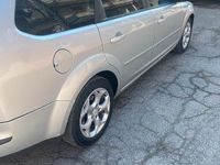 Usata Ford Focus 110 CV (80 kW) 2006 Grigio Station wagon
