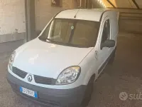 Usata Renault Kangoo 61 CV (44 kW) 2007 Bianco Monovolume