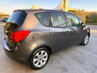 Usata Opel Meriva Cosmo 95 CV (69 kW) 2012 Grigio Monovolume