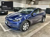 Usata Tesla Model Y Long Range AWD 258 kW (351 CV) 2021 Deep blue metallic SUV