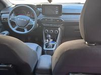 Usata Dacia Jogger 101 CV (74 kW) 2024 Bianco Monovolume