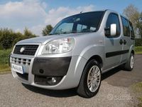 Käytetty Fiat Doblò Dynamic 120 HP (88 kW) 2009 Harmaa Tila-auto