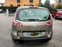 Usata Renault Scénic III Dynamique 110 CV (80 kW) 2011 Monovolume