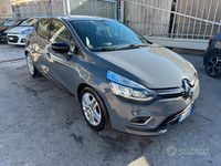 Usata Renault Clio IV 75 CV (55 kW) 2019 Grigio Berlina