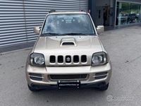 Usata Suzuki Jimny 86 CV (63 kW) 2010 Sabbia SUV