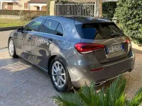 Usata Mercedes A180 116 CV (85 kW) 2018 Grigio Berlina