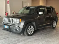 Usata Jeep Renegade Limited 140 CV (102 kW) 2016 Grigio SUV