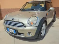 Usata Mini Cooper Chili 120 CV (88 kW) 2007 Oro Utilitaria