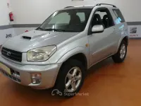 Usata Toyota RAV4 116 CV (85 kW) 2002 Argento SUV