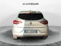 Usata Renault Clio Techno 90 CV (66 kW) 2023 Grigio chiaro Utilitaria