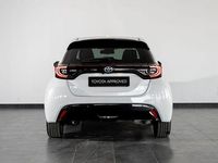 Usata Toyota Yaris Hybrid Lounge 115 CV (84 kW) 2021 Bianco Berlina