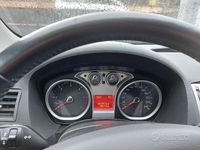 Usata Ford Kuga 140 CV (102 kW) 2012 Bianco SUV