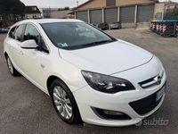 Usata Opel Astra S 110 CV (80 kW) 2014 Bianco Station wagon