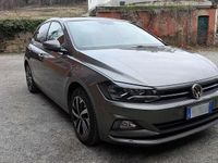 Usata VW Polo Comfortline 95 CV (69 kW) 2018 Grigio Utilitaria