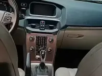 Usata Volvo V40 CC 190 CV (139 kW) 2016 Rosso Station wagon