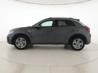 Usata VW T-Roc R-line 110 CV (80 kW) 2023 Indium grey metallizzato SUV