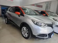 Usata Renault Captur 90 CV (66 kW) 2014 Grigio SUV