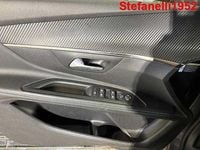 Usata Peugeot 5008 Allure 131 CV (96 kW) 2024 Gris platinum SUV