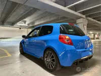 Usata Renault Clio II R.S. 200 CV (147 kW) 2007 Bluazzurro Berlina