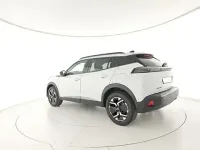 Usata Peugeot 2008 Allure 101 CV (74 kW) 2025 Bianco SUV