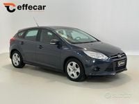 Usata Ford Focus 116 CV (85 kW) 2014 Grigio Berlina