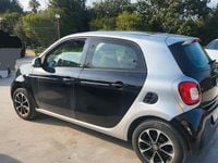 Begagnad Smart ForFour 71 HK (52 kW) 2015 Svart Halvkombi