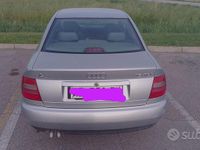 Usata Audi A4 Ambiente 110 CV (80 kW) 1998 Grigio Berlina