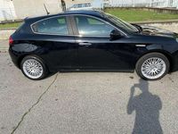 Usata Alfa Romeo Giulietta Distinctive 105 CV (77 kW) 2015 Nero Utilitaria