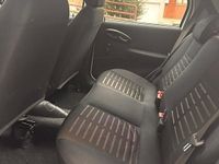 Usata Fiat Punto Active 60 CV (44 kW) 2009 Bianco Utilitaria