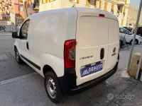 Begagnad Fiat Fiorino 80 HK (58 kW) 2020 Vit Minibuss