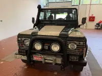 Usata Land Rover Defender 122 CV (89 kW) 2000 Verde Station wagon