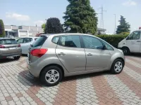 Usata Kia Venga 90 CV (66 kW) 2013 Beige Utilitaria