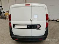 Usata Fiat Doblò 120 CV (88 kW) 2020 Bianco Monovolume