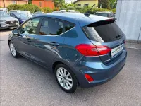 Usata Ford Fiesta Titanium 101 CV (74 kW) 2019 Chrome blue Utilitaria