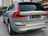 Usata Volvo XC60 Momentum 197 CV (144 kW) 2021 Beige SUV