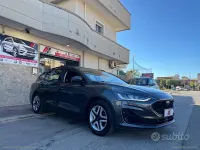 Usata Ford Focus Active 120 CV (88 kW) 2022 Grigio Station wagon