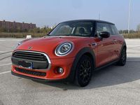 Usata Mini ONE 75 CV (55 kW) 2019 Arancione Utilitaria