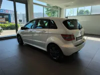 Usata Mercedes B160 Executive 95 CV (69 kW) 2010 Bianco Utilitaria